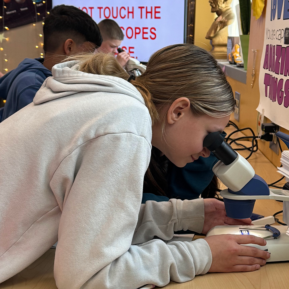 Microscopes l Clark Pleasant Education Foundation Indiana